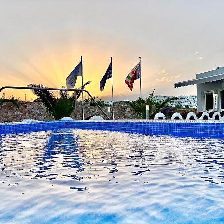 Villa Agas คาร์เทราดอส ภายนอก รูปภาพ